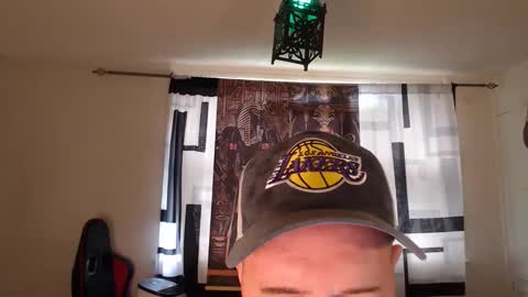 Snapshot of decusbomont chatting on June 9, 10:16 am decusbomont online show from June 9, 10:16 am