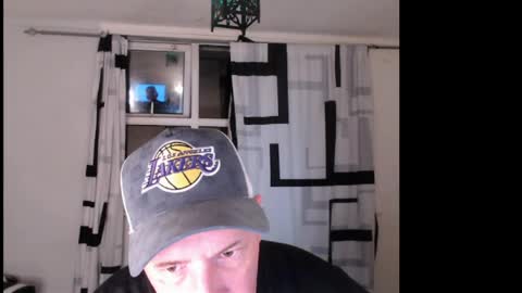 Snapshot of decusbomont chatting on June 9, 11:27 pm decusbomont online show from June 9, 11:27 pm