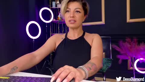 Snapshot of deeadiamond chatting on March 9, 11:03 pm Deea online show from March 9, 11:03 pm