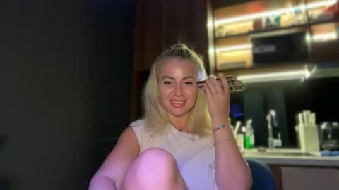 deean12 online show from February 19, 5:53 pm