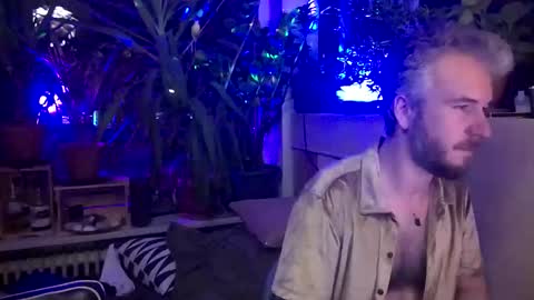 Deen online show from November 30, 2:04 am