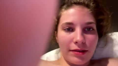 deepthroatqueen33 online show from December 1, 3:11 am