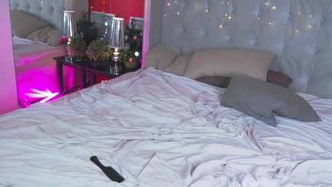 deficitt online show from December 28, 12:24 pm