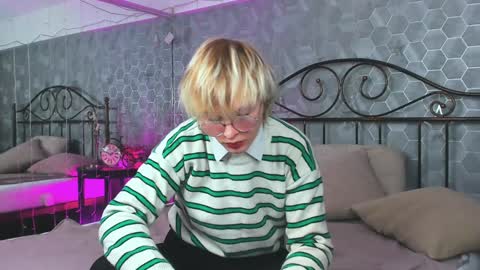 deficitt online show from January 23, 8:45 pm