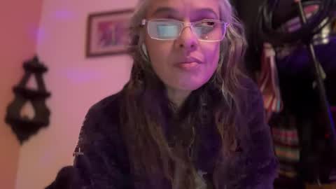 Snapshot of degeneratesaint chatting on January 16, 6:56 am Tori online show from January 16, 6:56 am