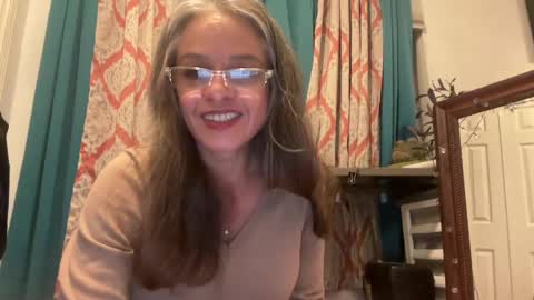 Snapshot of degeneratesaint chatting on April 28, 4:17 am Tori online show from April 28, 4:17 am