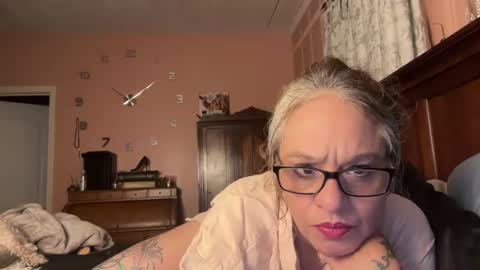 Snapshot of degeneratesaint chatting on July 9, 2:04 am Tori online show from July 9, 2:04 am