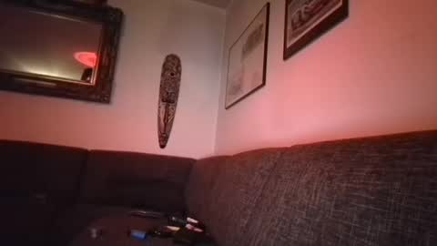 Snapshot of degrandis chatting on February 9, 7:30 pm Luka Magic online show from February 9, 7:30 pm