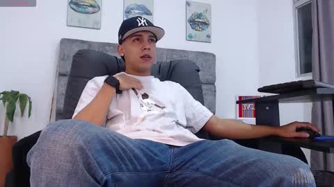 Deivid online show from December 17, 2:28 am