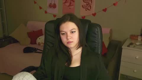 Snapshot of delarysong chatting on May 16, 9:13 pm Delary online show from May 16, 9:13 pm