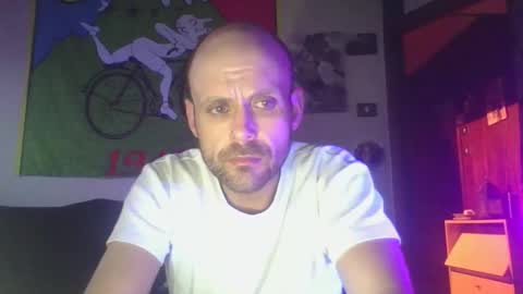 delaylaylay online show from April 15, 5:25 am