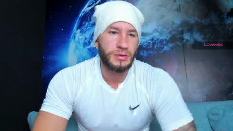 Delessandro online show from April 5, 11:24 pm