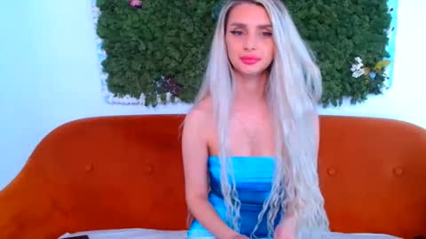 Snapshot of deliciaalove chatting on March 3, 8:26 pm deliciaalove online show from March 3, 8:26 pm