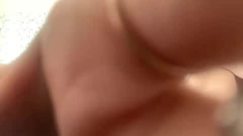 Snapshot of deliciastombaugh chatting on May 16, 10:36 am Kiki online show from May 16, 10:36 am