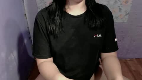 delicious_hanna17 online show from February 6, 6:00 pm