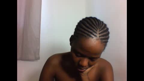 Snapshot of deliciousbabe01 chatting on May 1, 11:48 am EVAH online show from May 1, 11:48 am
