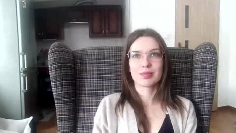 Aurora online show from February 21, 11:11 am