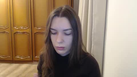 Aurora online show from November 26, 6:25 am