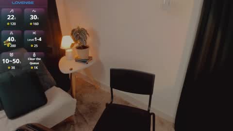 Delilah online show from May 7, 5:13 am