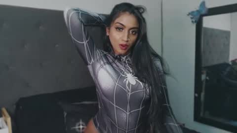 Snapshot of delilah_blazee chatting on June 15, 3:47 pm Delilah Blaze online show from June 15, 3:47 pm
