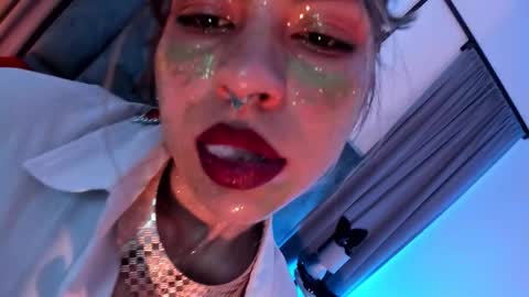 della online show from March 3, 9:21 pm