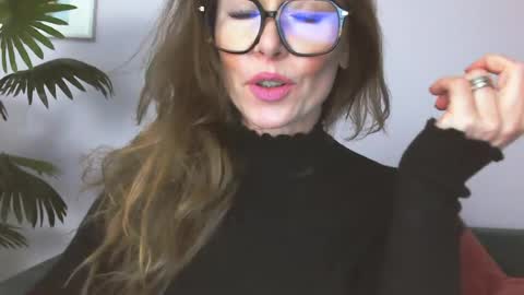 delilah_sweet online show from June 16, 2:41 pm