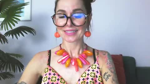delilah_sweet online show from June 24, 3:55 pm