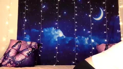 Snapshot of delilalove3412 chatting on April 3, 11:47 pm DelilaLove3412 online show from April 3, 11:47 pm