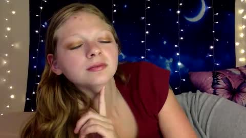 Snapshot of delilalove3412 chatting on May 25, 11:11 pm DelilaLove3412 online show from May 25, 11:11 pm