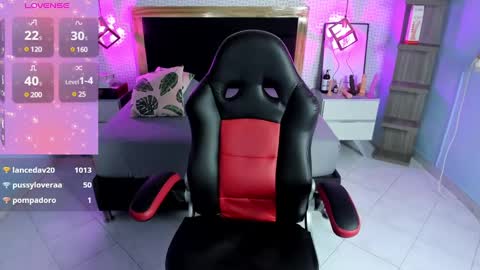 Snapshot of delilaquinn chatting on March 12, 3:18 pm delilaquinn online show from March 12, 3:18 pm