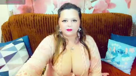 Snapshot of delinnia chatting on June 22, 12:13 pm Margo online show from June 22, 12:13 pm