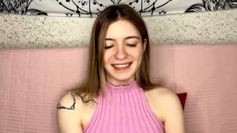 Sia online show from March 25, 1:28 pm