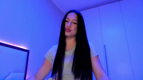 delly_love online show from March 27, 8:41 pm