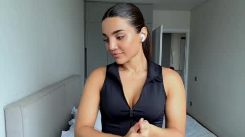 Snapshot of demetricekorf chatting on May 14, 8:10 am Anna online show from May 14, 8:10 am