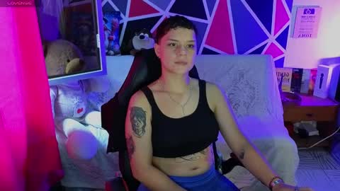 Snapshot of demimoore222 chatting on April 5, 5:54 pm DEMI online show from April 5, 5:54 pm