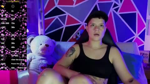 Snapshot of demimoore222 chatting on April 10, 4:23 pm DEMI online show from April 10, 4:23 pm