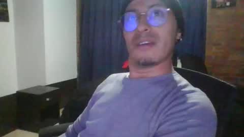 Snapshot of demon666dick chatting on May 22, 3:24 am demon666dick online show from May 22, 3:24 am