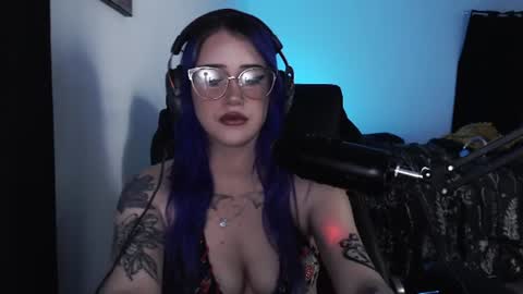 Snapshot of demongf chatting on July 4, 3:24 am Demoness Mina online show from July 4, 3:24 am