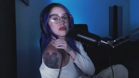 Snapshot of demongf chatting on July 13, 5:10 am Demoness Mina online show from July 13, 5:10 am