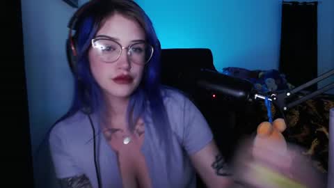Snapshot of demongf chatting on July 19, 2:59 am Demoness Mina online show from July 19, 2:59 am