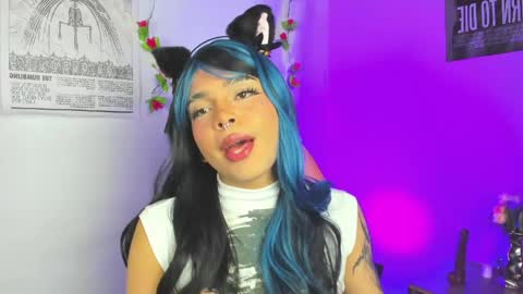 Maki  online show from May 14, 5:58 am