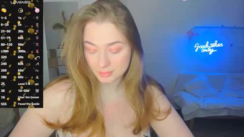 Snapshot of demure_soul chatting on January 28, 9:08 pm Sophie online show from January 28, 9:08 pm