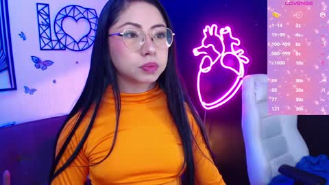 Snapshot of demyanderson_ chatting on December 20, 12:08 am Demy online show from December 20, 12:08 am