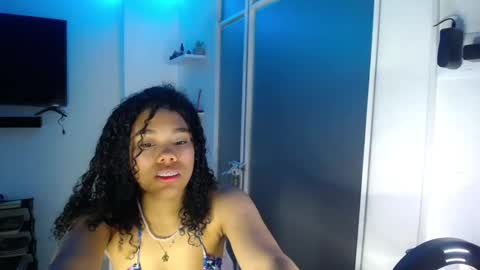 Snapshot of dena_k_ chatting on December 9, 11:15 am Dena k s online show from December 9, 11:15 am