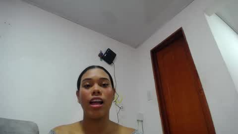 Snapshot of dena_k_ chatting on September 9, 7:24 pm Dena k s online show from September 9, 7:24 pm