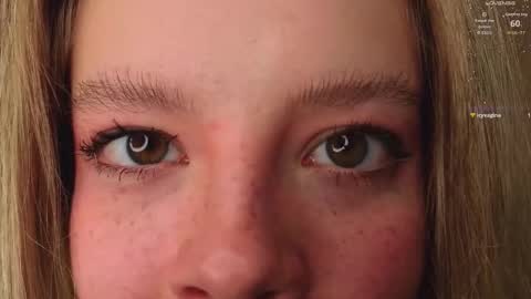 Snapshot of denaebeste chatting on February 10, 8:35 pm Emma online show from February 10, 8:35 pm