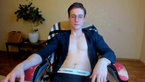 Snapshot of deni_boy99 chatting on February 26, 9:16 pm Deni online show from February 26, 9:16 pm