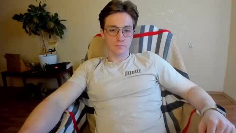 Snapshot of deni_boy99 chatting on March 12, 7:49 pm Deni online show from March 12, 7:49 pm