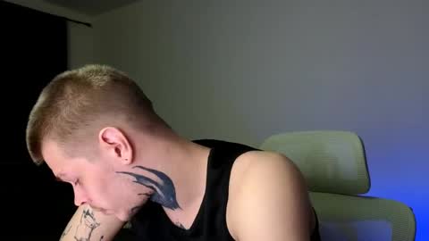 Snapshot of denis_here chatting on May 31, 12:19 am Denis online show from May 31, 12:19 am