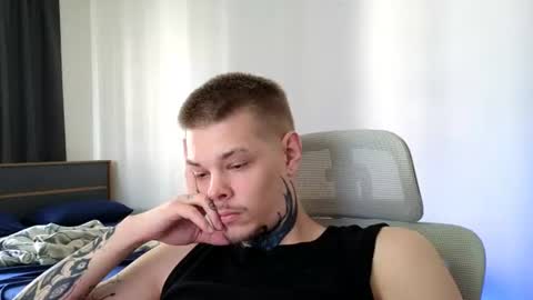 Snapshot of denis_here chatting on June 10, 6:45 am Denis online show from June 10, 6:45 am
